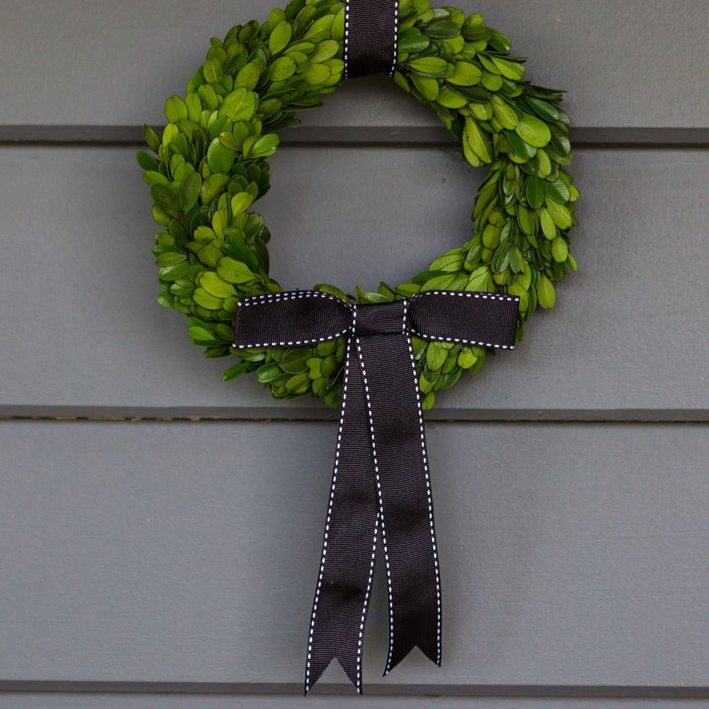 Wreath - Bows & Ribbons - Stitched Edge